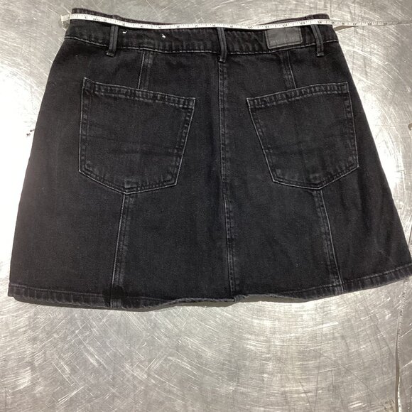 American Eagle Outfitters Black Button‑Front A‑Line Denim Mini Skirt - Picture 4 of 5